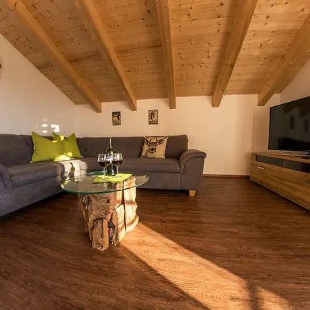 Apartamento Alpenwohnung Neuner