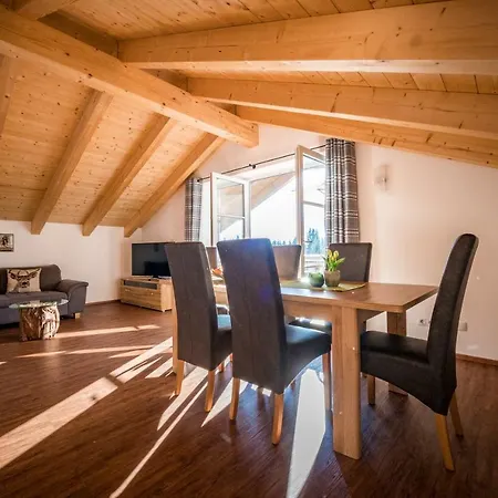 Lägenhet Alpenwohnung Neuner *
