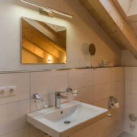 Alpenwohnung Neuner Lägenhet *