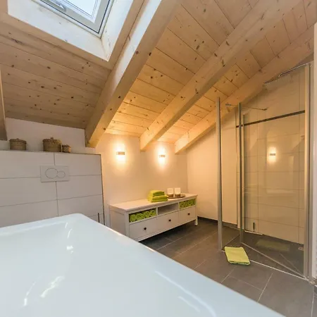 Lägenhet Alpenwohnung Neuner